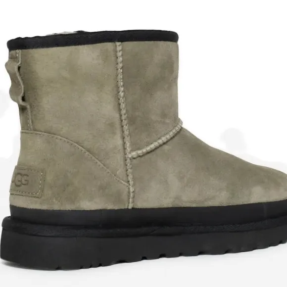 Ugg Classic Mini Zipper Tape Logo Women Boots  new