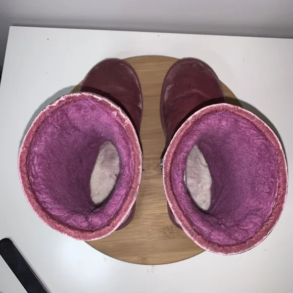 UGG CLASSIC SHORT II VELVET BOUGAINVILLEA Boots Womens SIZE 7 Shoes