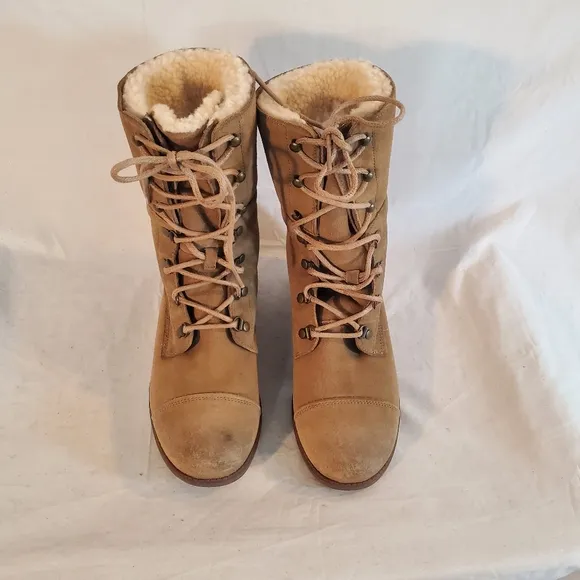 UGG Combat Boots Women’s 9 Gradin Chestnut Suede Lace Up Fold Down Wool Lined