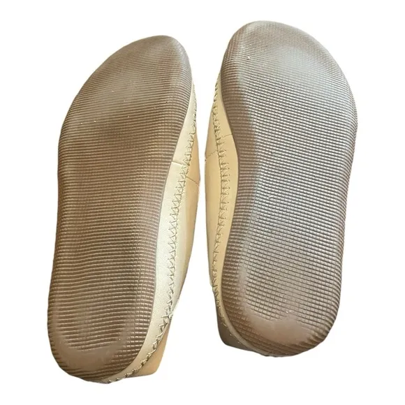 Ugg Eloide Women’s Loafers Moccasins  Size 10