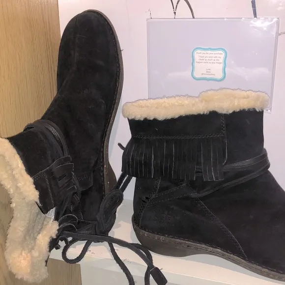 UGG Gaviota Lace Up Black Mini Boots - Size 11