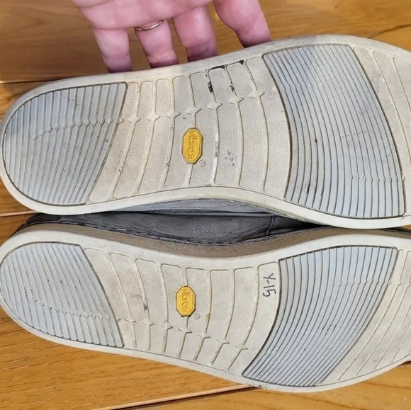 UGG Greenish Gray Men's Booties