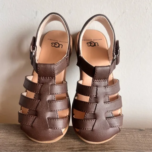 UGG Kolding Youth Sandal NEW Size 10