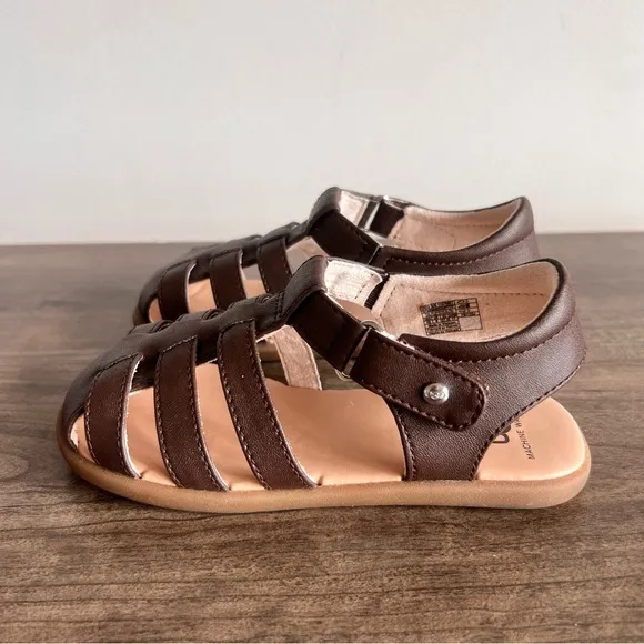 UGG Kolding Youth Sandal NEW Size 10