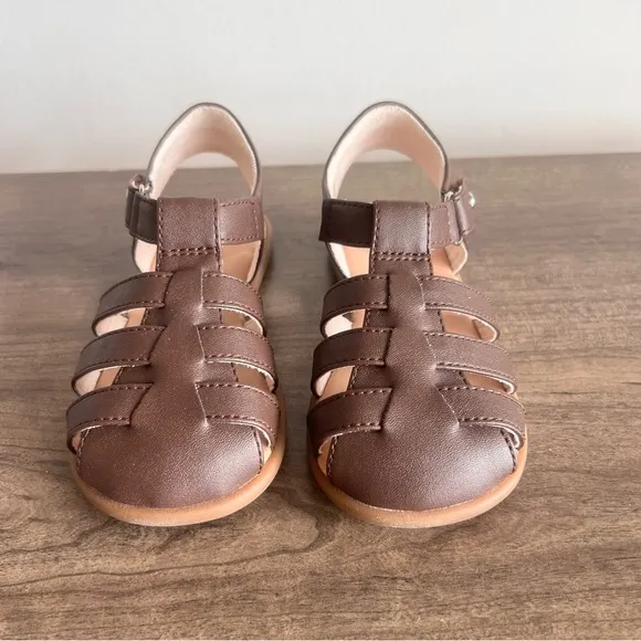 UGG Kolding Youth Sandal NEW Size 10