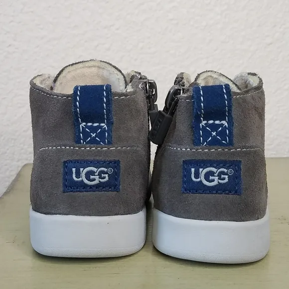 UGG Kristjan Chukka Boots