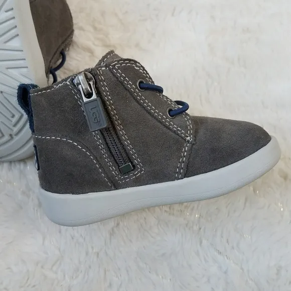 UGG Kristjan Chukka Boots