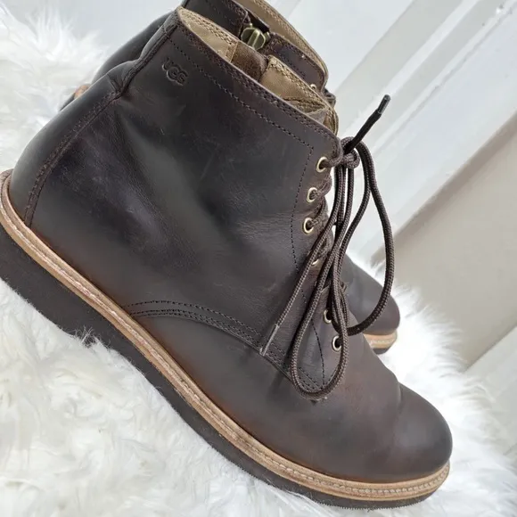 UGG Men’s Chandon Boots Dark Brown Lace Up Boots