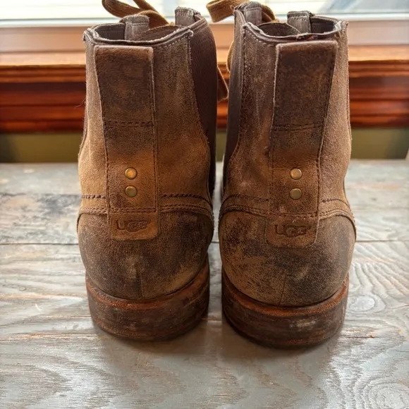 Ugg men’s lace up chukka boots | size 12