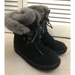 Ugg sophy size 4 black boots