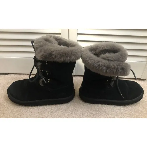 Ugg sophy size 4 black boots
