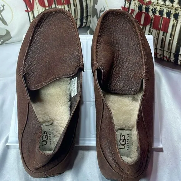 Ugg Stout‎ Brown Hunley, Loafers &amp; Slip-Ons MEN'S leather moccasins-11/EUC