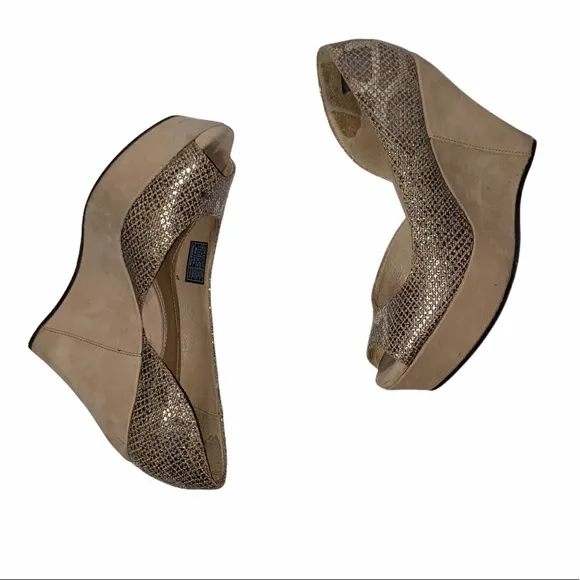 UGG Toura Metallic Snake Print Wedges 7
