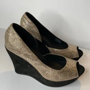 UGGS Australia metallic snakeskin black suede platform wedges