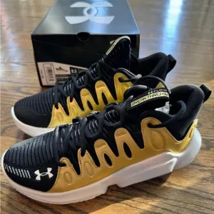Under Armour Women's Flow Breakthru 4 Basketball Shoes, NWT