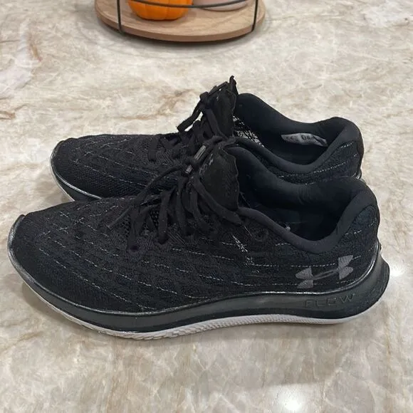 Under Armor Men's Flow Velociti Wind Running Shoes | size 8