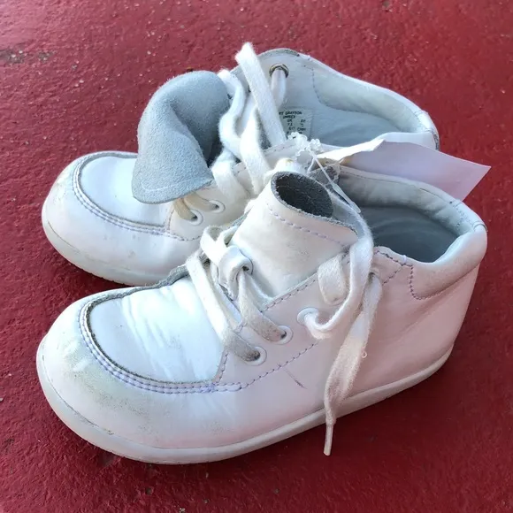 UNISEX Infant / Toddler Lace Up Ankle Boots 25