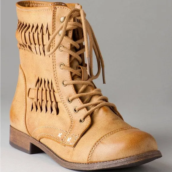 UO Vintage Woven Crochet Cut Out Brown Tan Lace Up Combat Boots