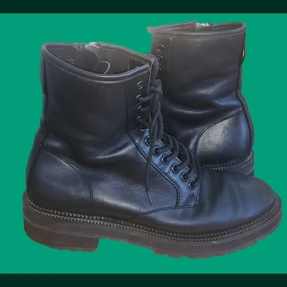URBAN OUTFITTERS UTILITY BOOTS MENS SIZE 8