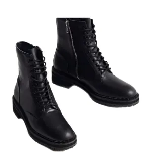 URBAN OUTFITTERS UTILITY BOOTS MENS SIZE 8