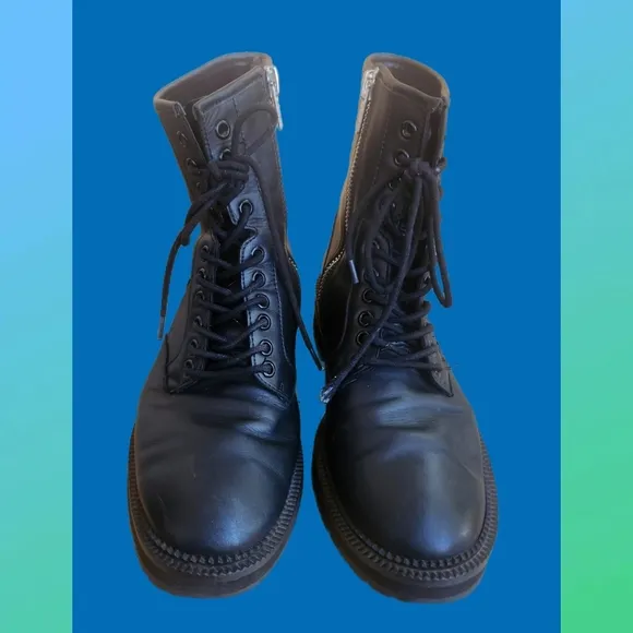 URBAN OUTFITTERS UTILITY BOOTS MENS SIZE 8