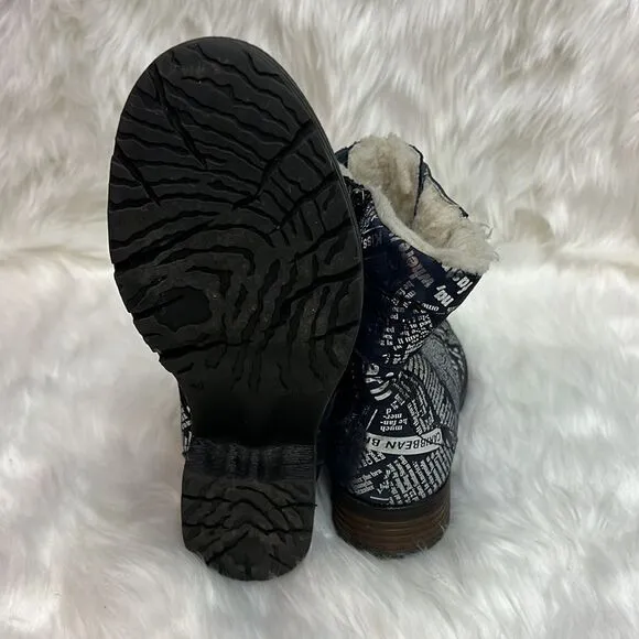 V-Italia Leather Navy and Silver News Paper Combat Boots Size 40-9.5/10 BIN 18