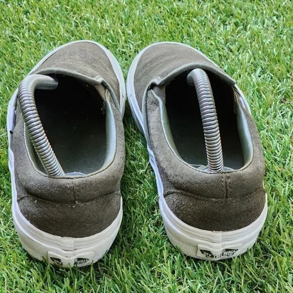 VANS CLASSIC - Women's Slip On - SIZE 6