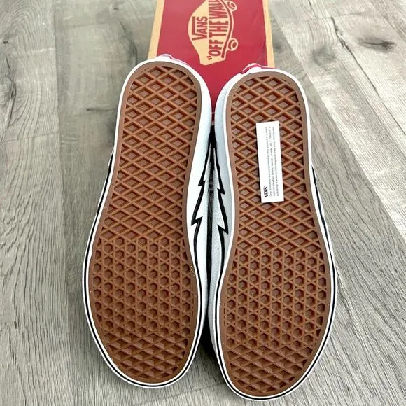 Vans Old Skool Bolt Shoes-Two Tone Black/White-size 8 men’s, 9.5 women’s-NEW!!