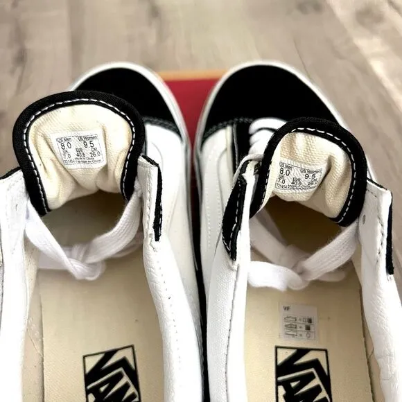 Vans Old Skool Bolt Shoes-Two Tone Black/White-size 8 men’s, 9.5 women’s-NEW!!