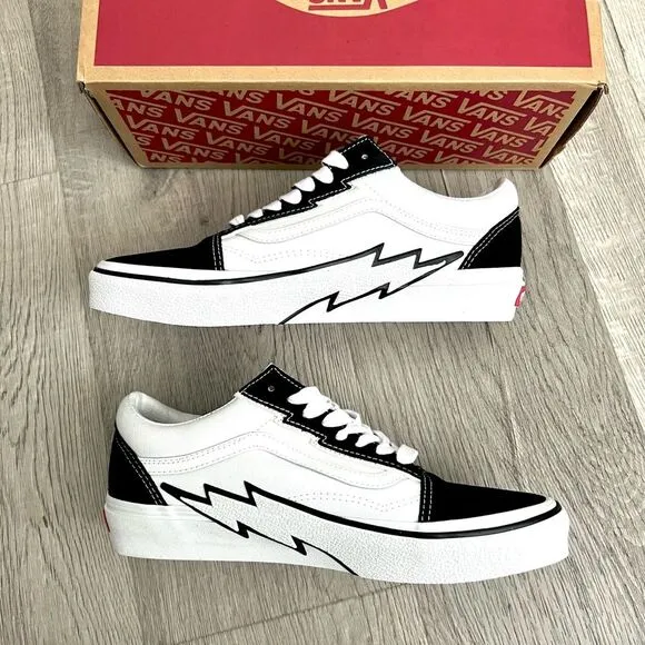 Vans Old Skool Bolt Shoes-Two Tone Black/White-size 8 men’s, 9.5 women’s-NEW!!