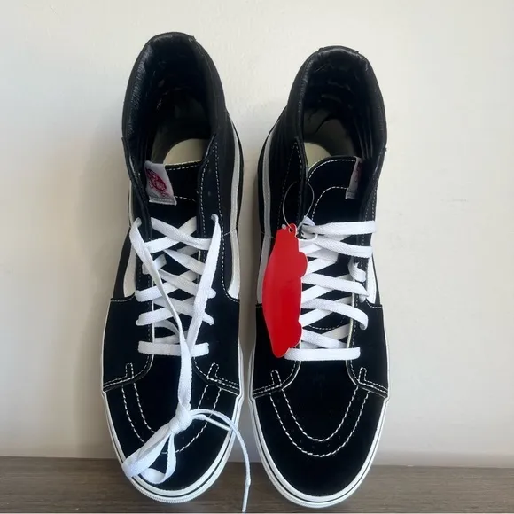 Vans Sk8 Hi Black / White Men's Shoe Size 12 #B1552