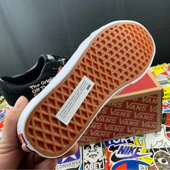 Vans Sk8-Low Classic Log Size 7.5 Women's