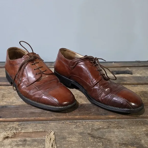 Vero Cuoio Brown Italian Leather Classics Derby Dress Shoes. 8.5