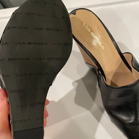 VIA SPIGA Black Open Toe Wedge Sandals