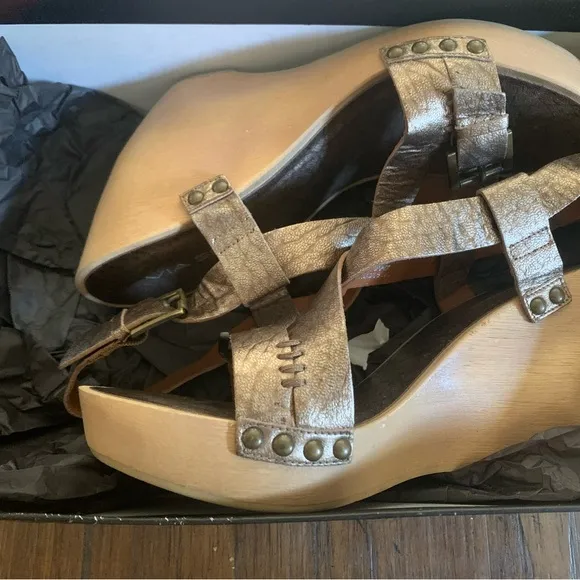 VIA SPIGA BORN Bronze Metallic Leather‎ Designer Wedges Sandals size 9.5