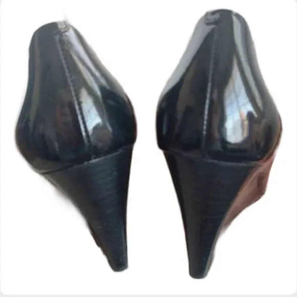 Via Spiga Foster Patent Leather Wedge Shoe size 8.5