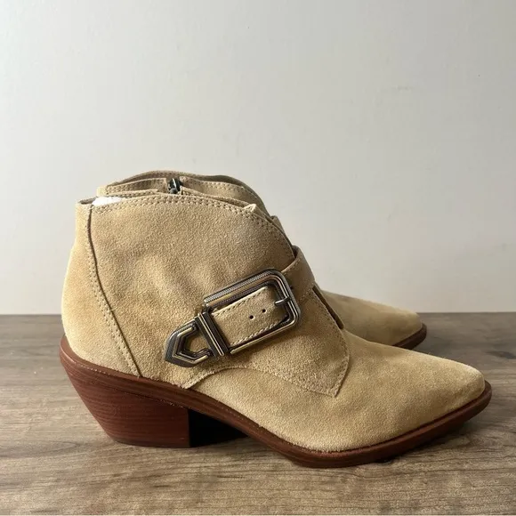 Vince Camuto Ashena Beige Women's Bootie Size 10 SKU#24955