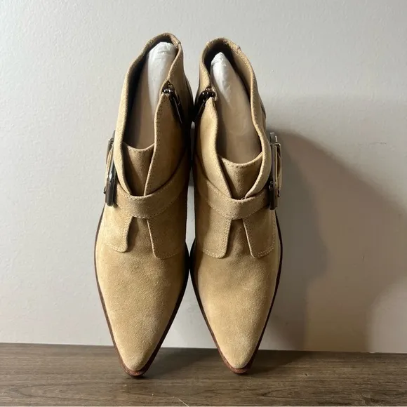 Vince Camuto Ashena Beige Women's Bootie Size 10 SKU#24955
