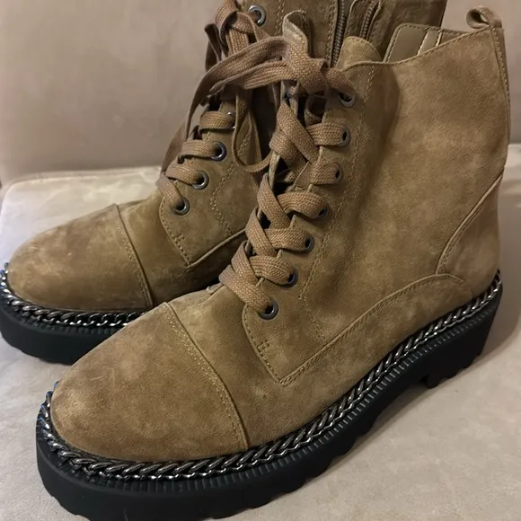 Vince Camuto Mindita combat boot brown suede chain size 9.5 women’s. Never worn!