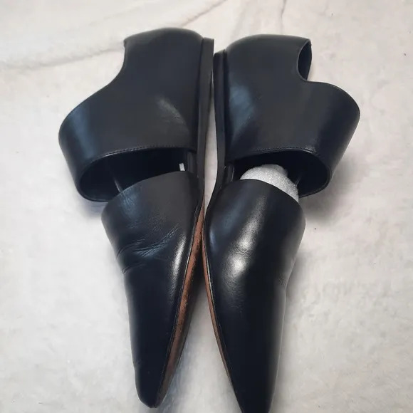 Vince Niven d'Orsay Pointy Toe Leather Flats