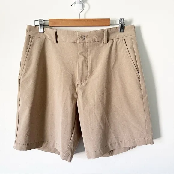 Vineyard Vines 8&quot; Performance Breaker Short Tan Khaki 33