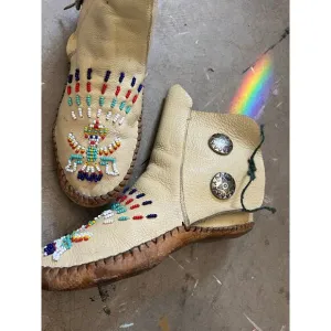 Vintage  Beaded ankle moccasins Minnetonka 60s 70s Rare Find