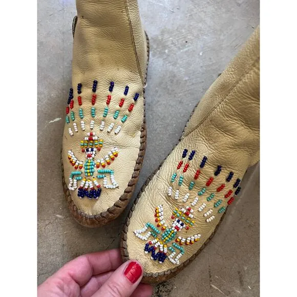 Vintage  Beaded ankle moccasins Minnetonka 60s 70s Rare Find