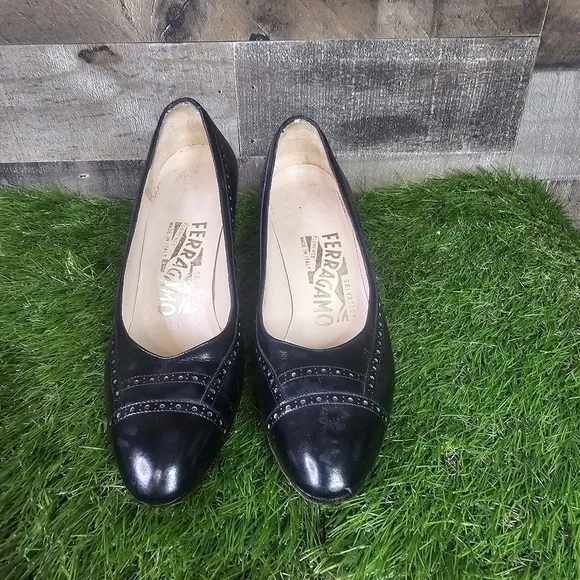 Vintage Classic Ferragamo Heels Pumps sz 4