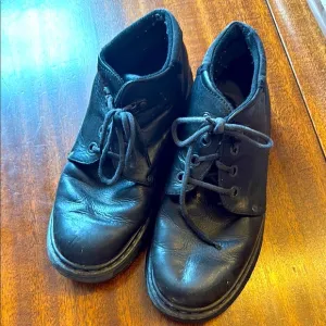 Vintage Doc Martens Classic Black Leather Men's Shoes