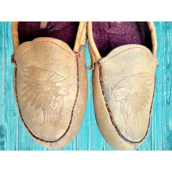 Vintage Leather Slipper Moccasins With Embossed Indian‎ Chief Head And Wool...