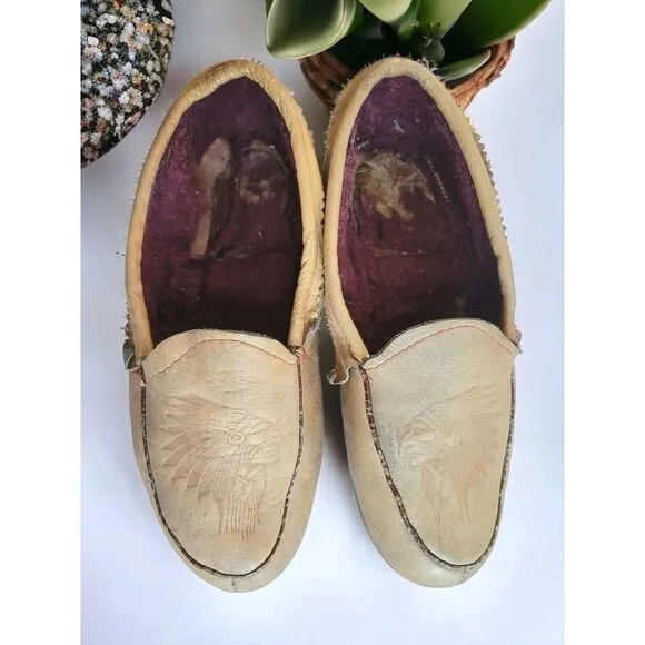 Vintage Leather Slipper Moccasins With Embossed Indian‎ Chief Head And Wool...