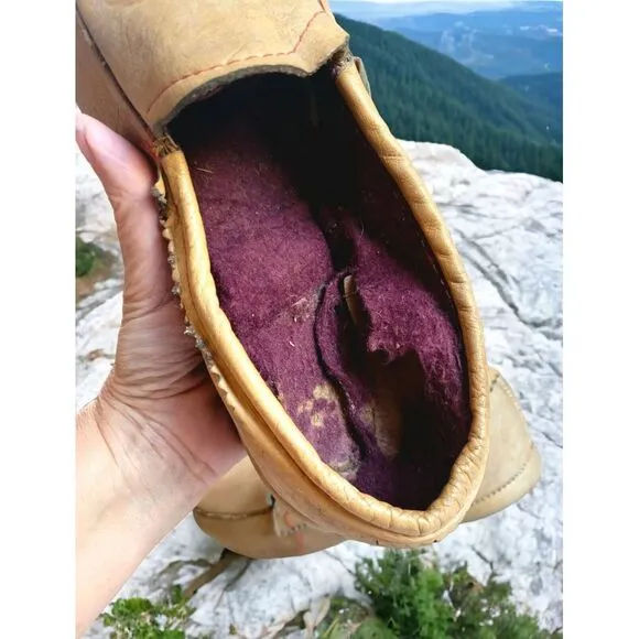 Vintage Leather Slipper Moccasins With Embossed Indian‎ Chief Head And Wool...