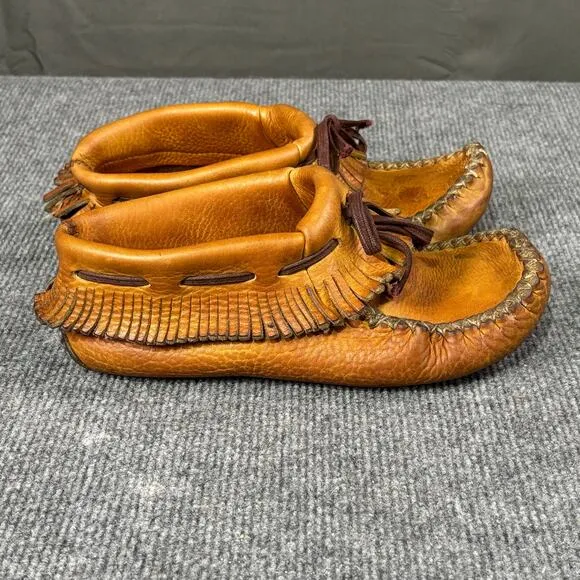 Vintage Moccasins Women’s 7 Handmade Indigenous Leather Fringe Round Toe Tan