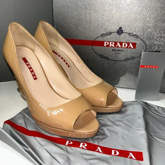 Vintage Prada Espadrilles Nude Patent Leather Peep-Toe Wedges size 36.5